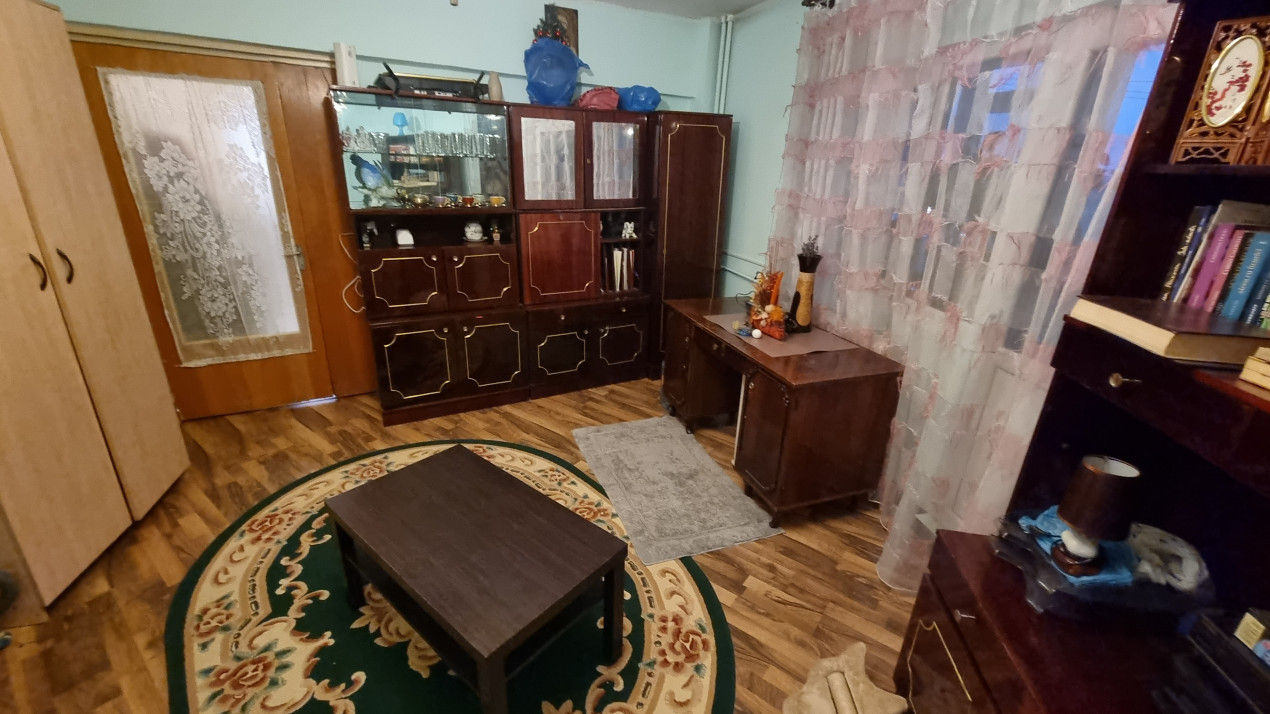 Vanzare apartament 2 camere zona  Republicii-Caraiman