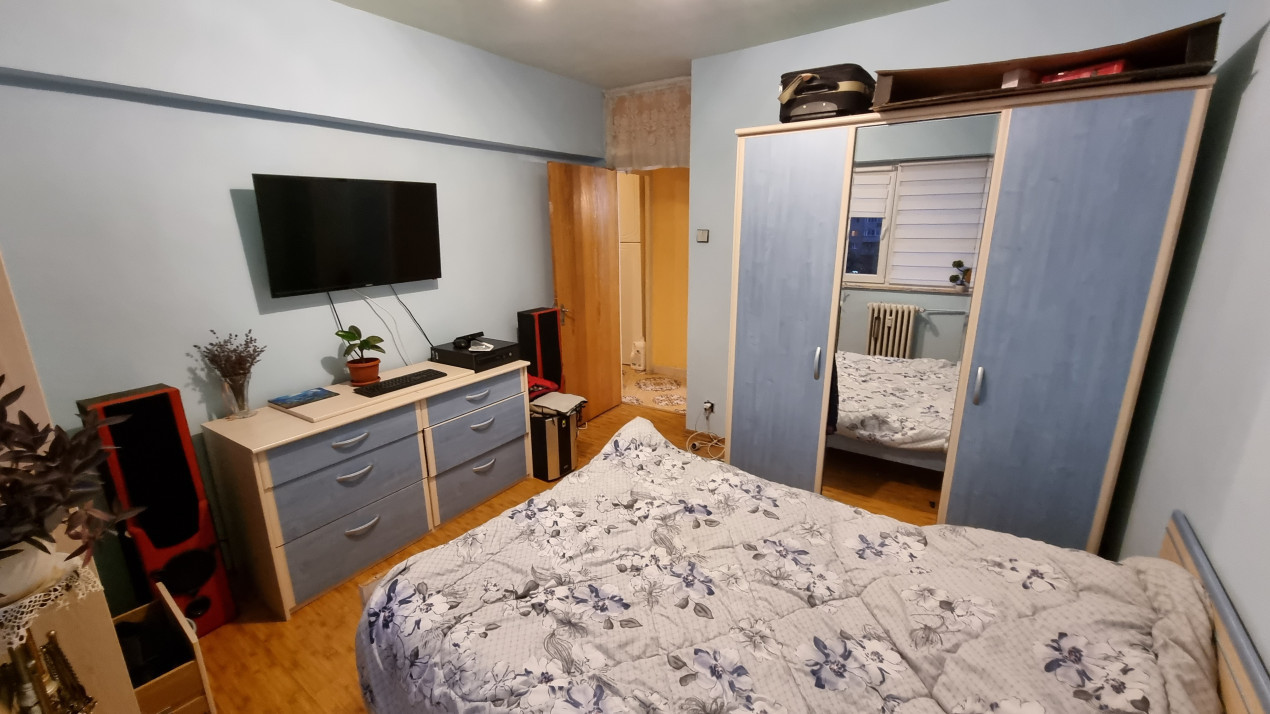 Vanzare apartament 2 camere zona  Republicii-Caraiman