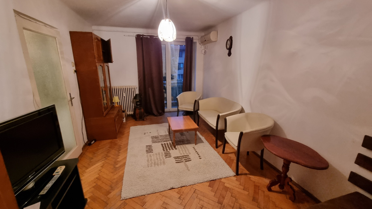 Vanzare garsoniera decomandata in zona Ultracentrala