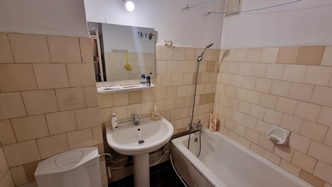 Vanzare garsoniera decomandata in zona Ultracentrala