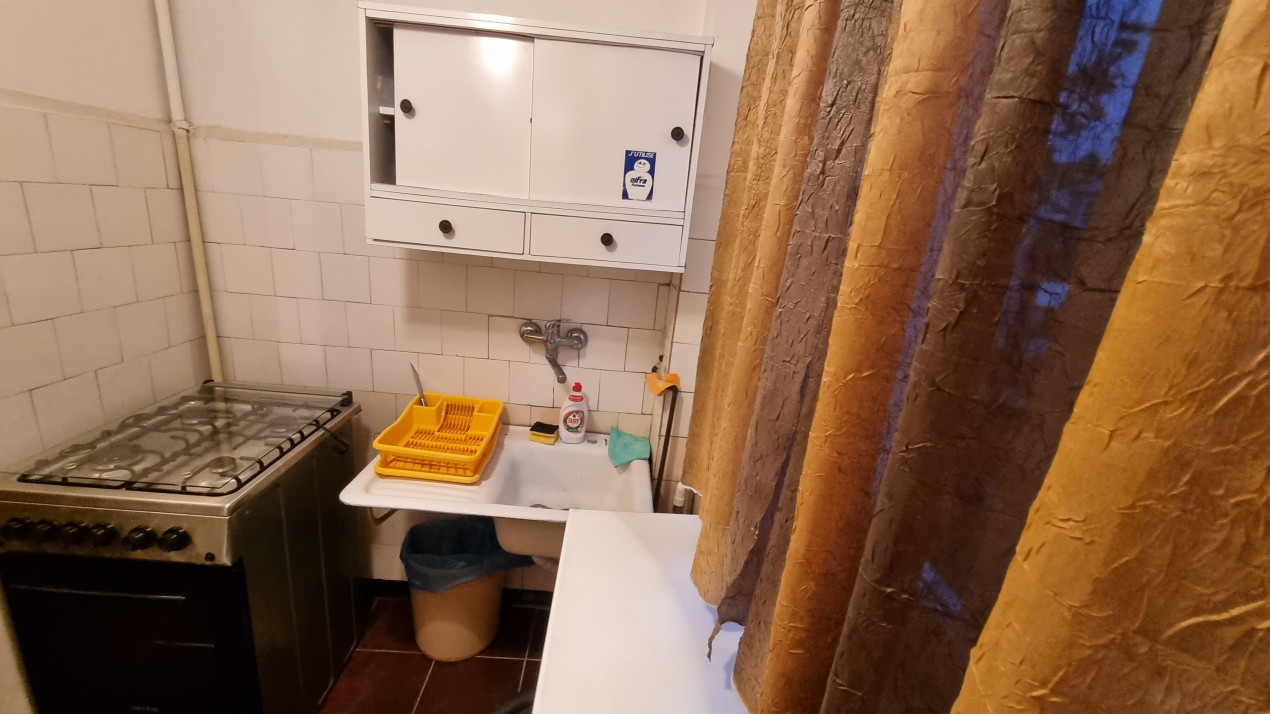 Vanzare garsoniera decomandata in zona Ultracentrala