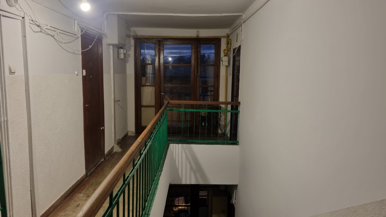 Vanzare garsoniera decomandata in zona Ultracentrala