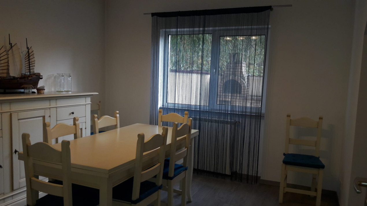 Vanzare casa-vila cu 4 camere in Bucov-Cartier Rezidential Mica Roma