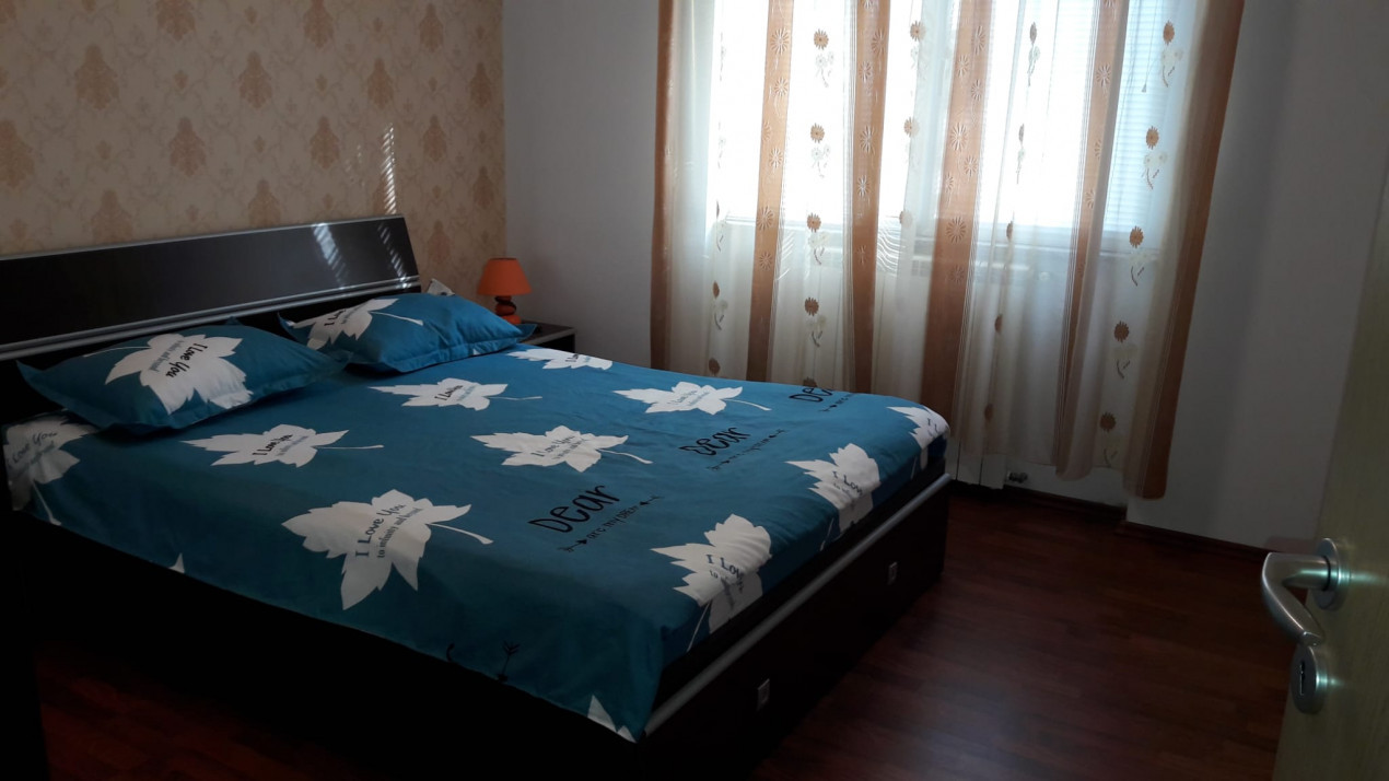 Vanzare casa-vila cu 4 camere in Bucov-Cartier Rezidential Mica Roma