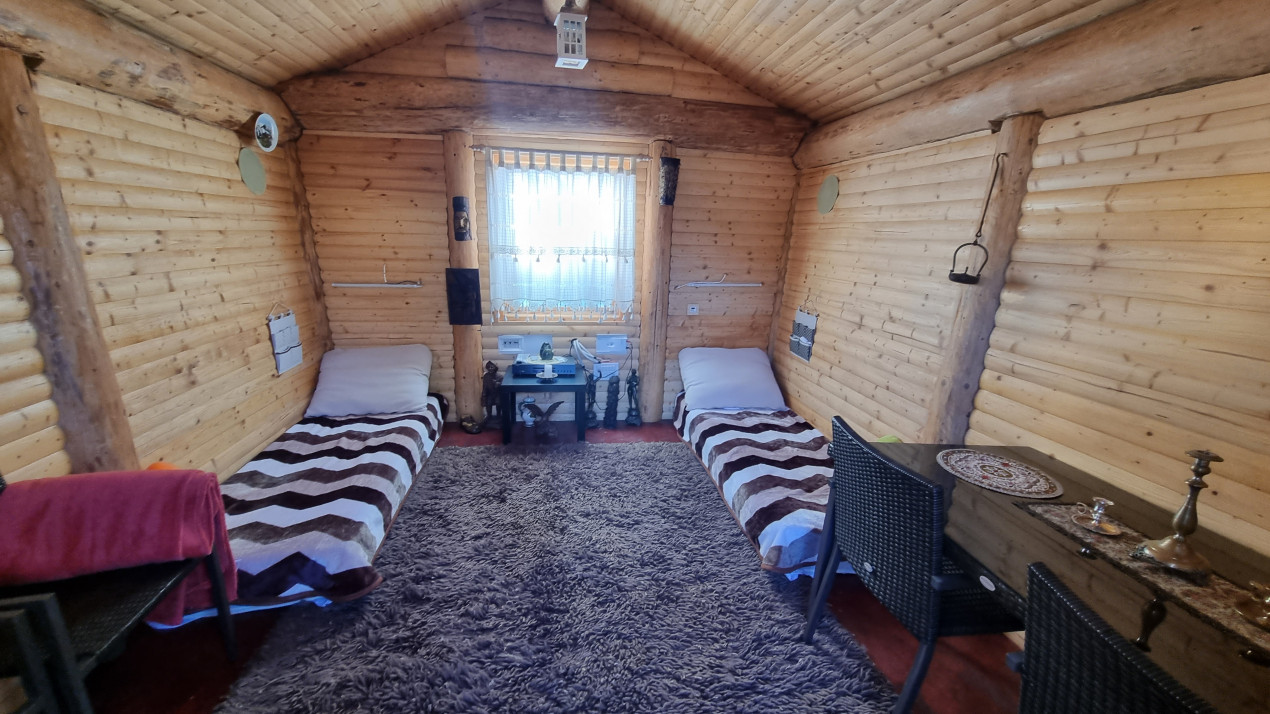 Inchiriere Casa-vila de lux cu 5 camere si 1200 mp teren in zona Centrala