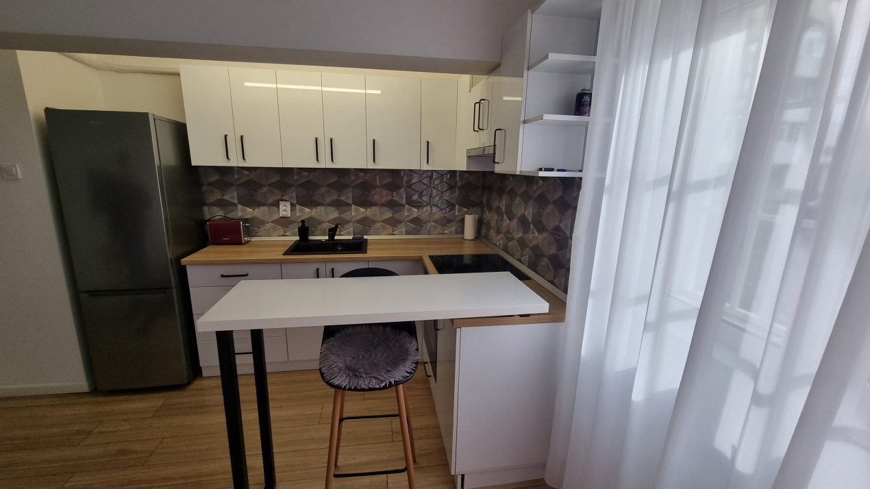 Inchiriere Garsoniera moderna In zona Bdul Bucuresti