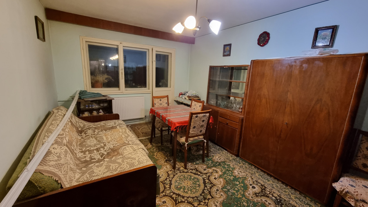 Vanzare apartament 2 camere in zona Sud-Eminescu