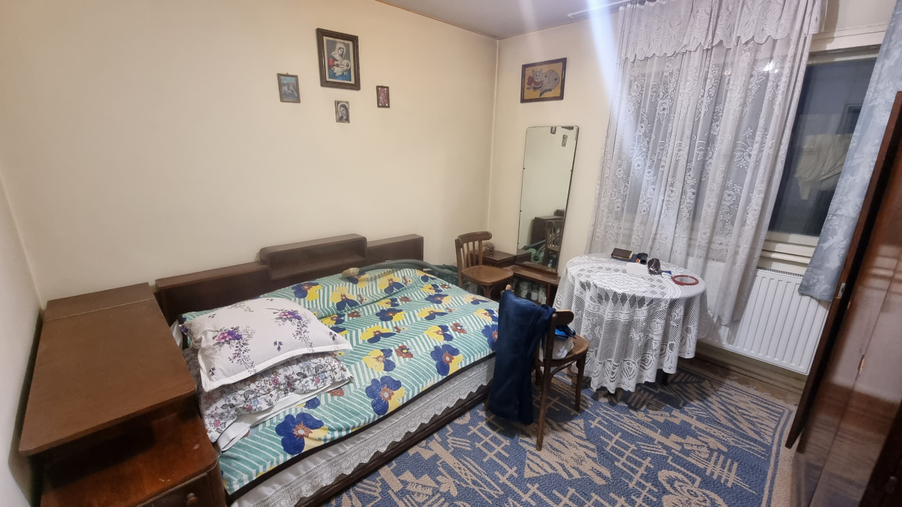 Vanzare apartament 2 camere in zona Sud-Eminescu