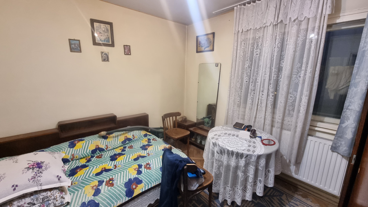 Vanzare apartament 2 camere in zona Sud-Eminescu