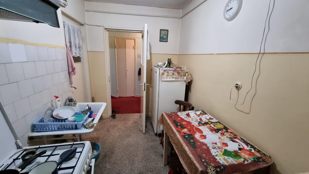 Vanzare apartament 2 camere in zona Sud-Eminescu