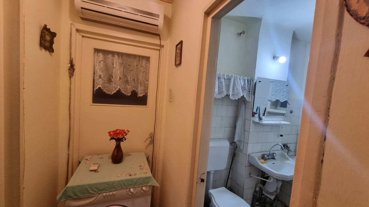 Vanzare apartament 2 camere in zona Sud-Eminescu