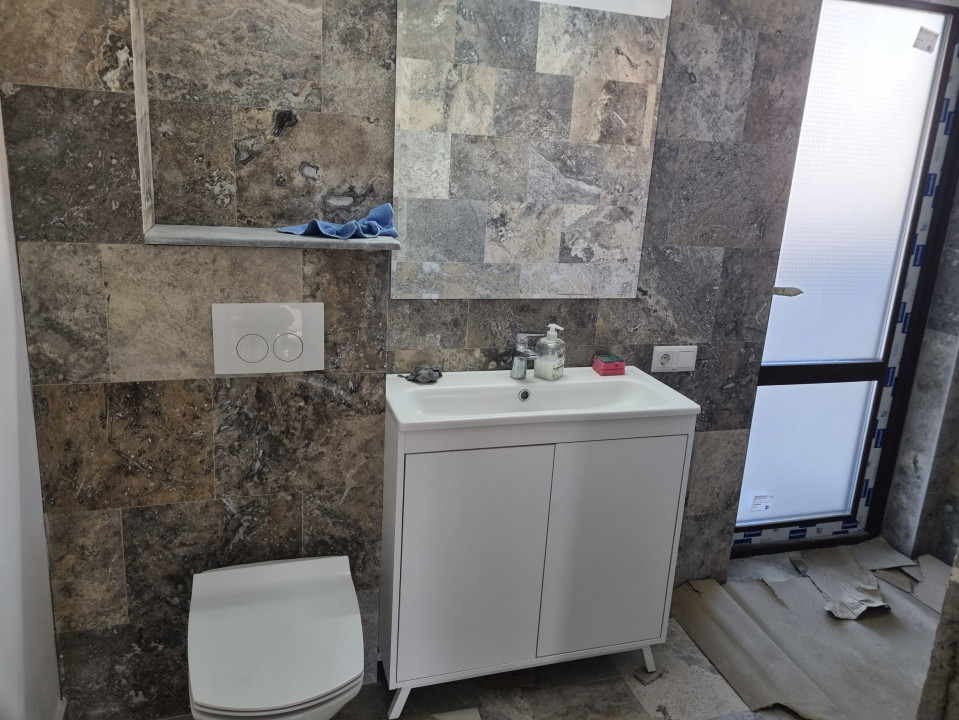 Vanzare casa-vila cu 4 camere in zona Ploiestiori-Tantareni