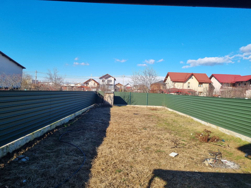 Vanzare casa-vila cu 4 camere in zona Ploiestiori-Tantareni