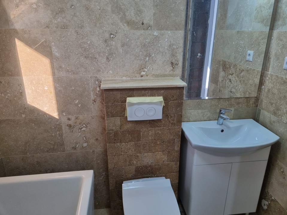 Vanzare casa-vila cu 4 camere in zona Ploiestiori-Tantareni