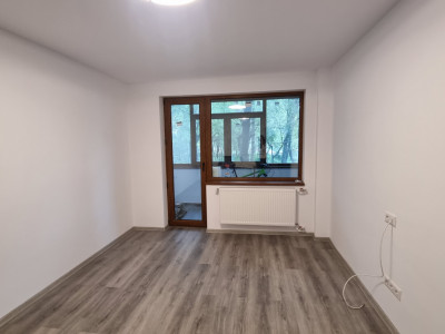 Vanzare apartament 3 camere- renovat in zona Nord