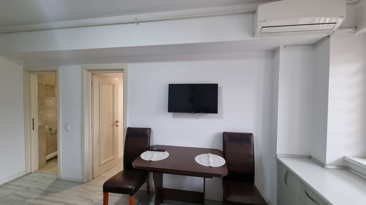 Inchiriere apartament 2 camere modern in zona Malu Rosu