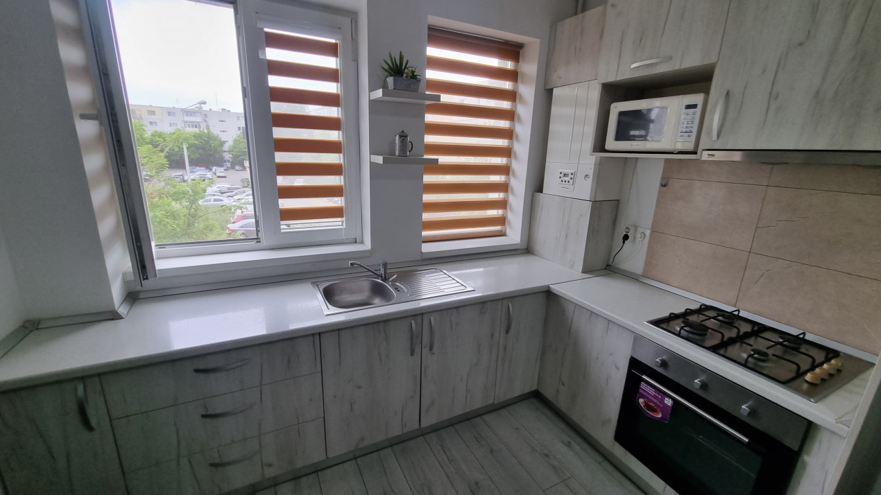 Inchiriere apartament 2 camere modern in zona Malu Rosu