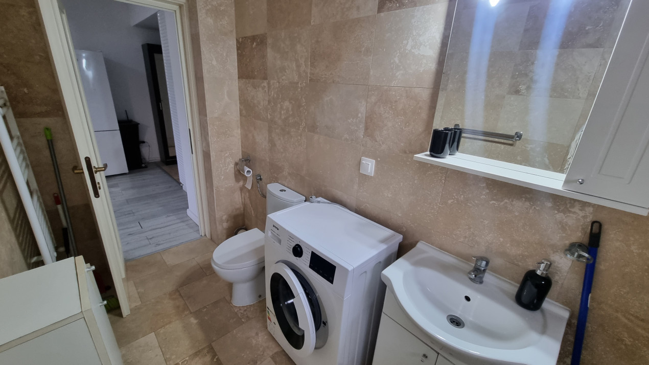 Inchiriere apartament 2 camere modern in zona Malu Rosu