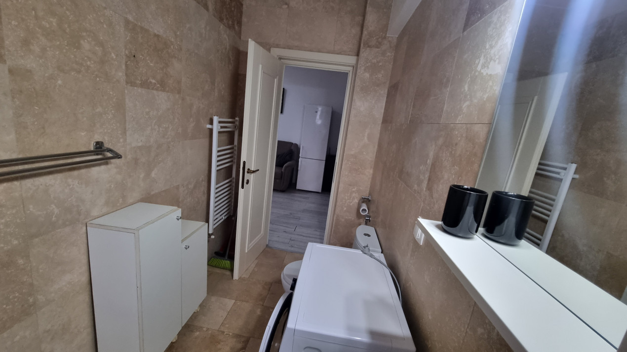 Inchiriere apartament 2 camere modern in zona Malu Rosu