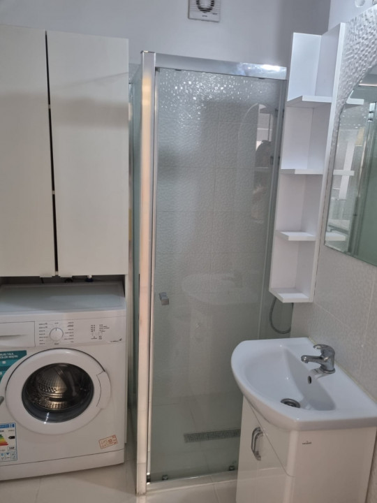 Inchiriere garsoniera moderna in Ploiesti zona Centrala-Galerii