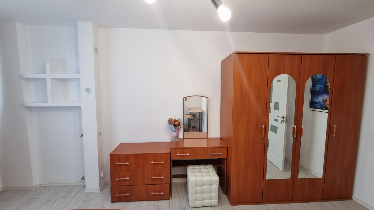 Inchiriere apartament 2 camere modern in zona Republicii-8 Martie