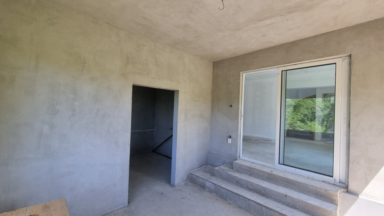 Vanzare Casa-vila 4 camere in zona Soimari- Prahova