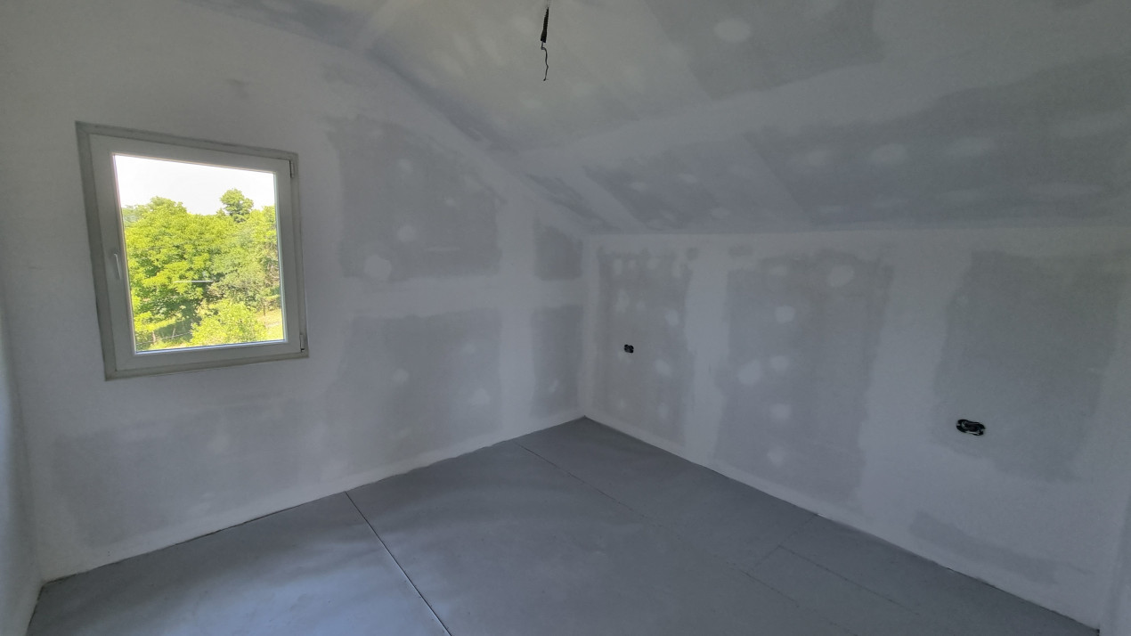 Vanzare Casa-vila 4 camere in zona Soimari- Prahova