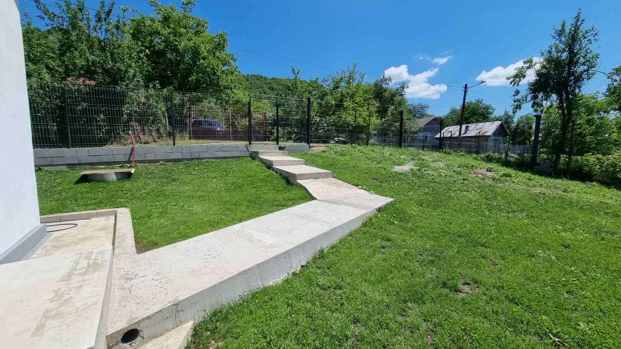 Vanzare Casa-vila 4 camere in zona Soimari- Prahova