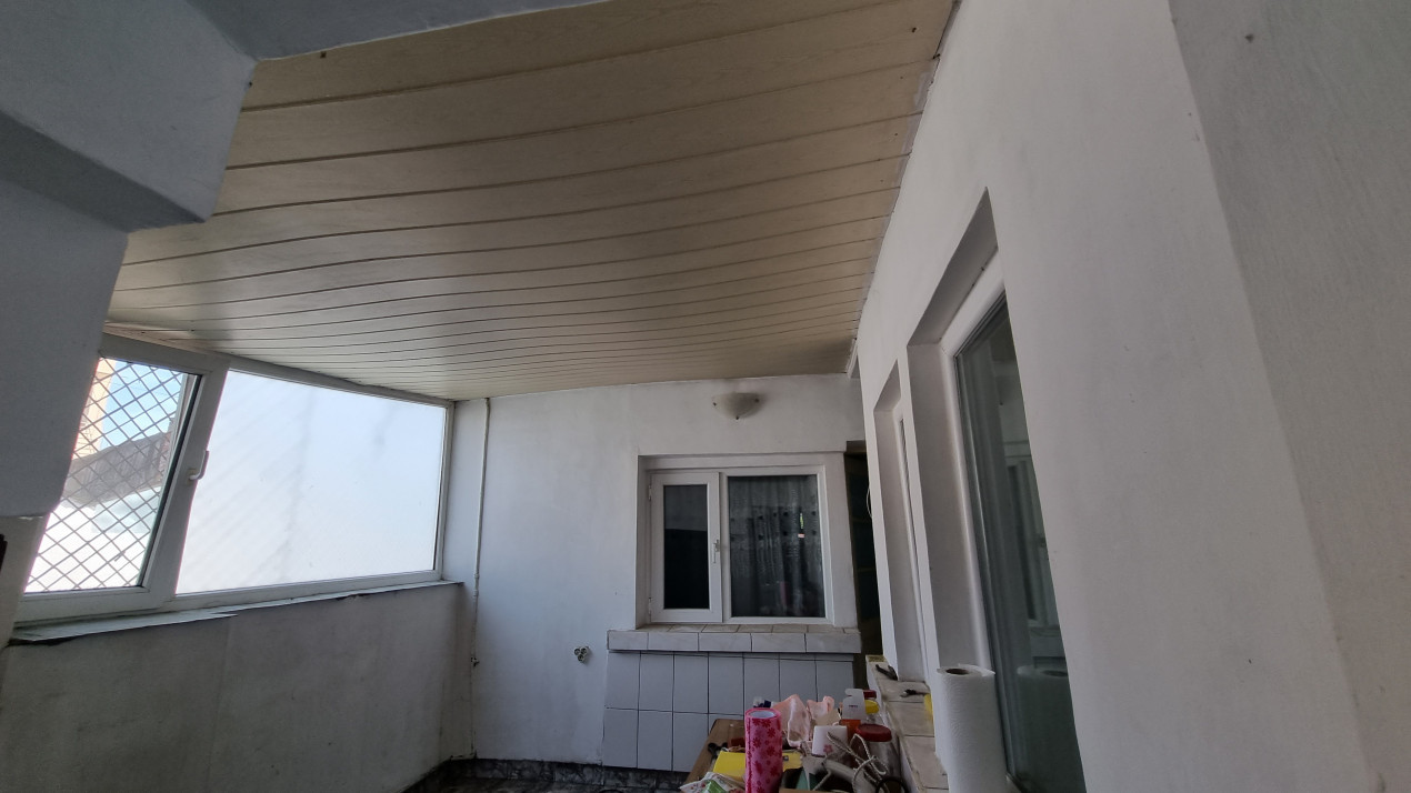 Vanzare Casa 3 camere in Ploiesti zona Gageni