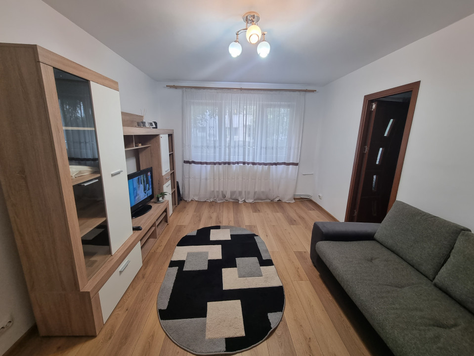 Inchiriere apartament cu 2 camere in Ploiesti zona Nord- Polux