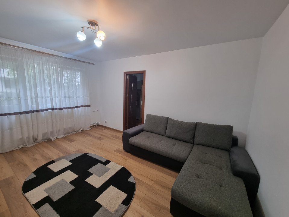 Inchiriere apartament cu 2 camere in Ploiesti zona Nord- Polux