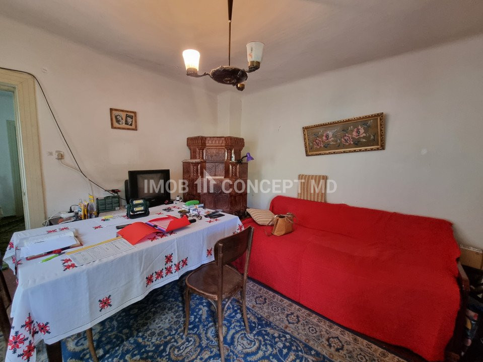 Vanzare casa 3 camere cu teren 327 mp in Str Nicopole