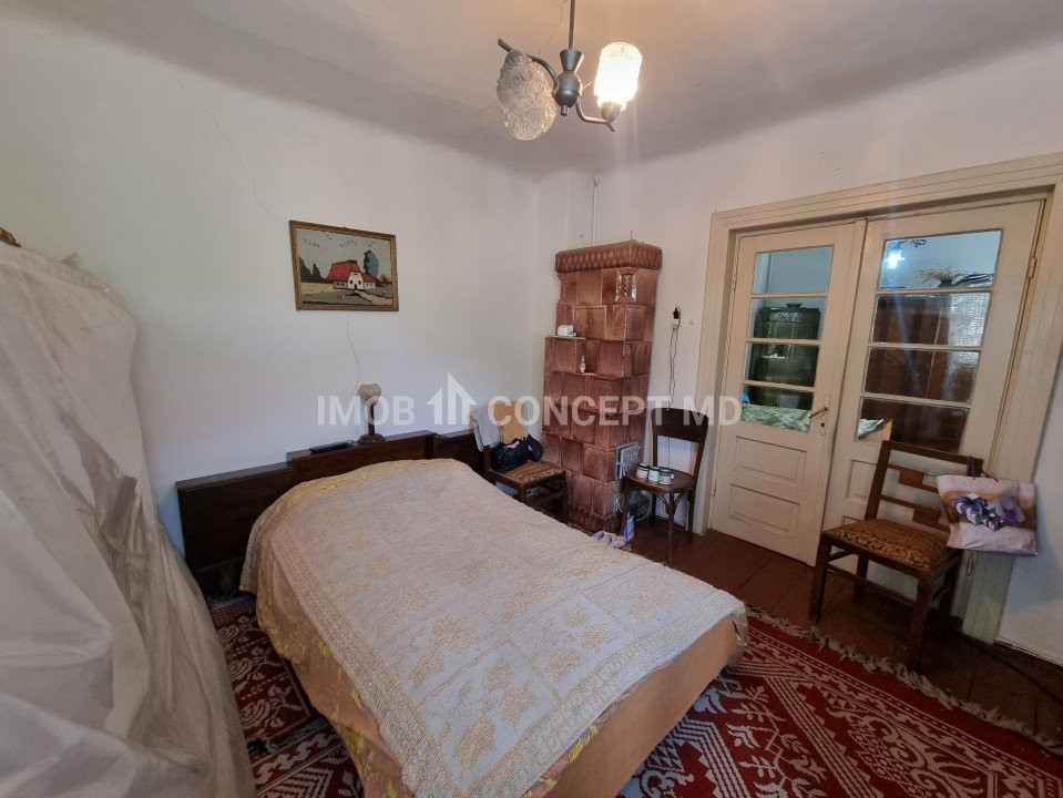 Vanzare casa 3 camere cu teren 327 mp in Str Nicopole