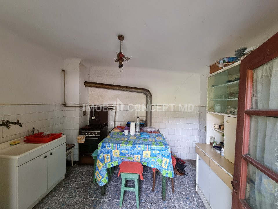 Vanzare casa 3 camere cu teren 327 mp in Str Nicopole