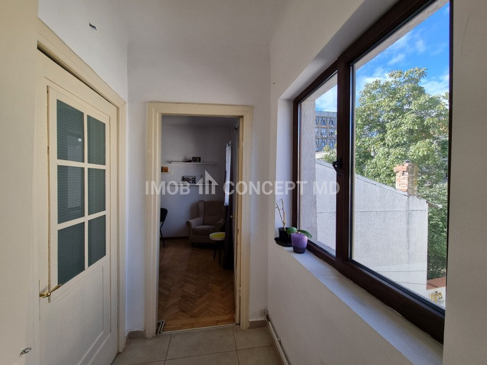 Inchiriere spatiu comercial in casa-vila in zona Ultracentrala