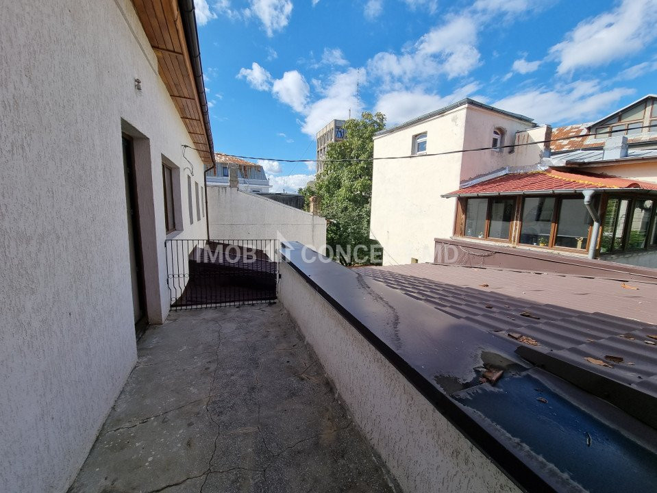 Inchiriere spatiu comercial in casa-vila in zona Ultracentrala