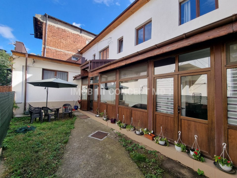 Inchiriere spatiu comercial in casa-vila in zona Ultracentrala
