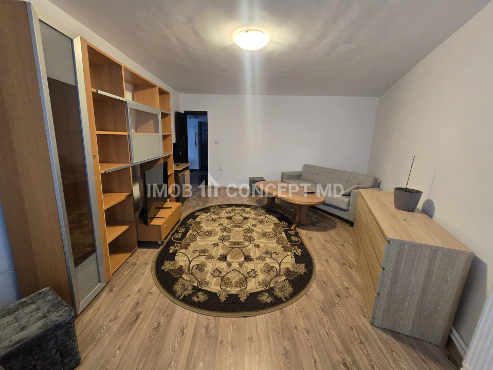 INCHIRIERE apartament 2 camere, in bloc la curte, zona Mihai Bravu