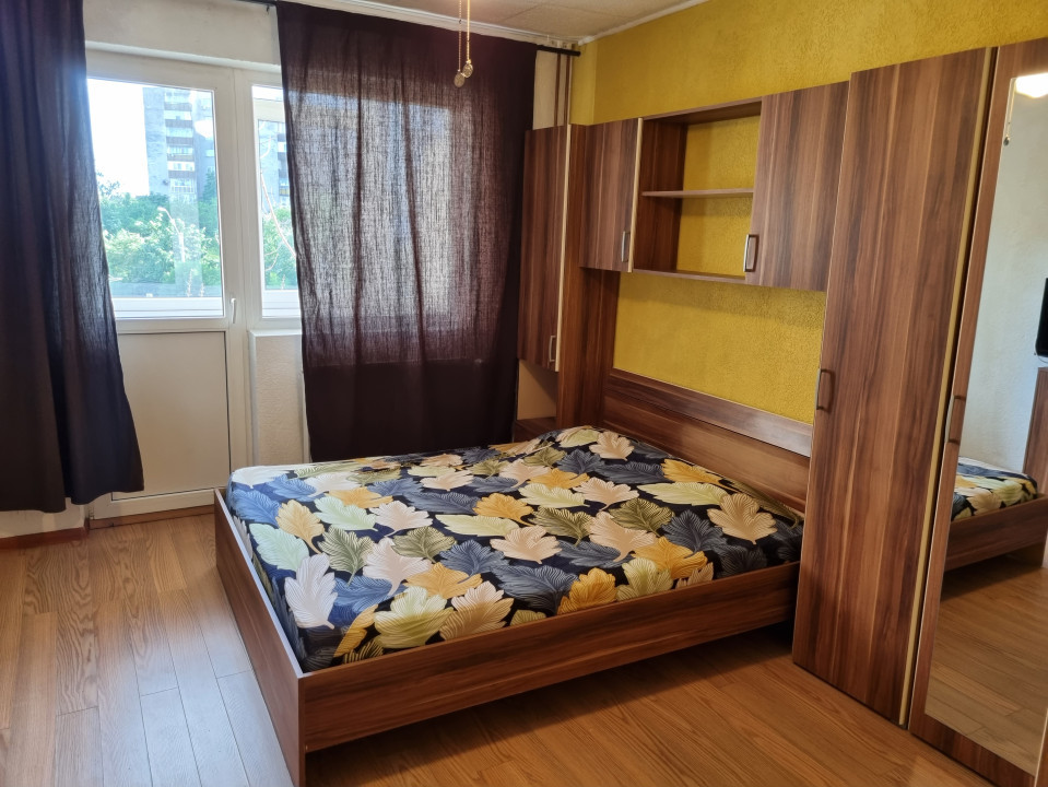 Inchiriere apartament 2 camere decomandat,  in Ploiesti, zona Marasesti,