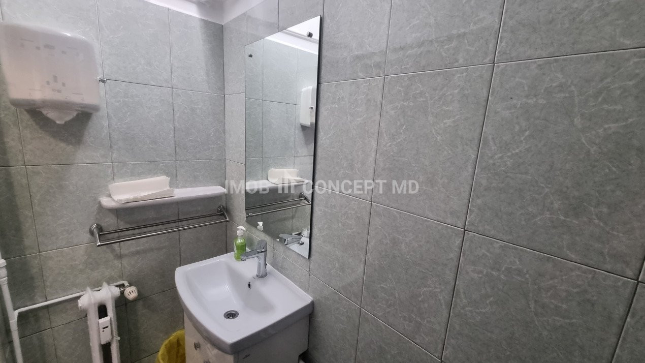 Vanzare apartament 4 camere spatios in zona Centrala a Ploiestiului