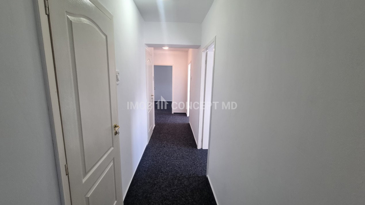 Vanzare apartament 4 camere spatios in zona Centrala a Ploiestiului