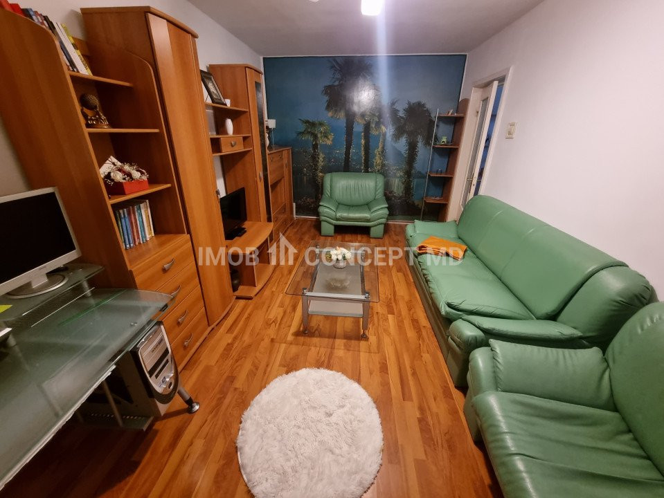 Inchiriere apartament 2 camere in zona Republicii-Mega Image