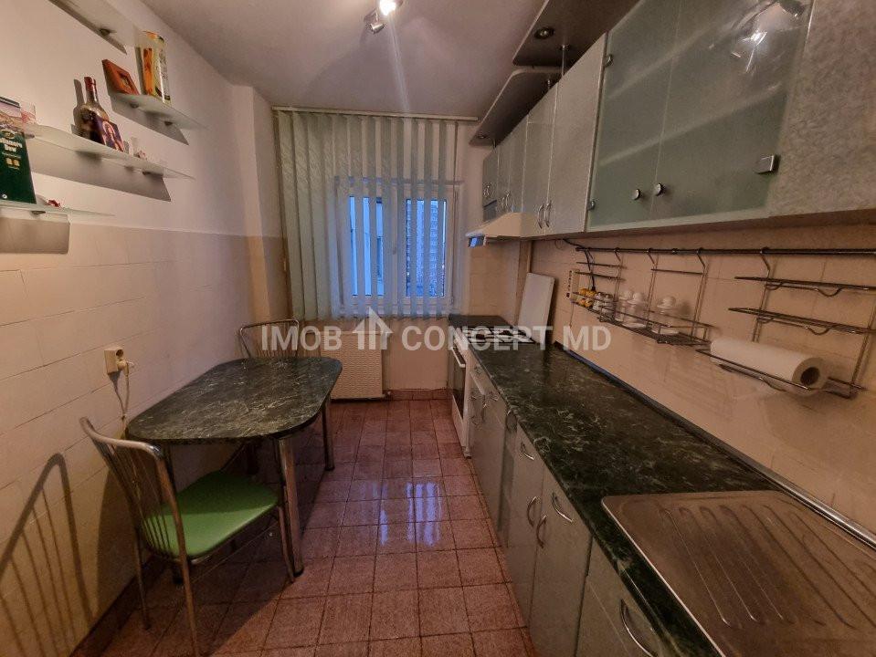 Inchiriere apartament 2 camere in zona Republicii-Mega Image