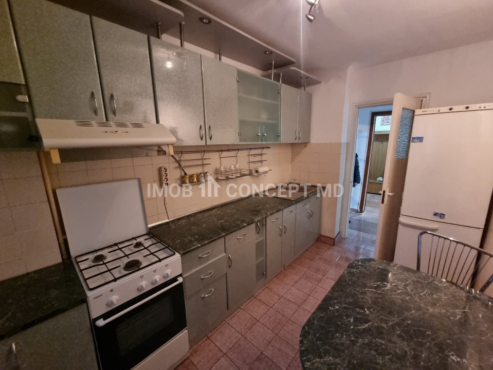 Inchiriere apartament 2 camere in zona Republicii-Mega Image