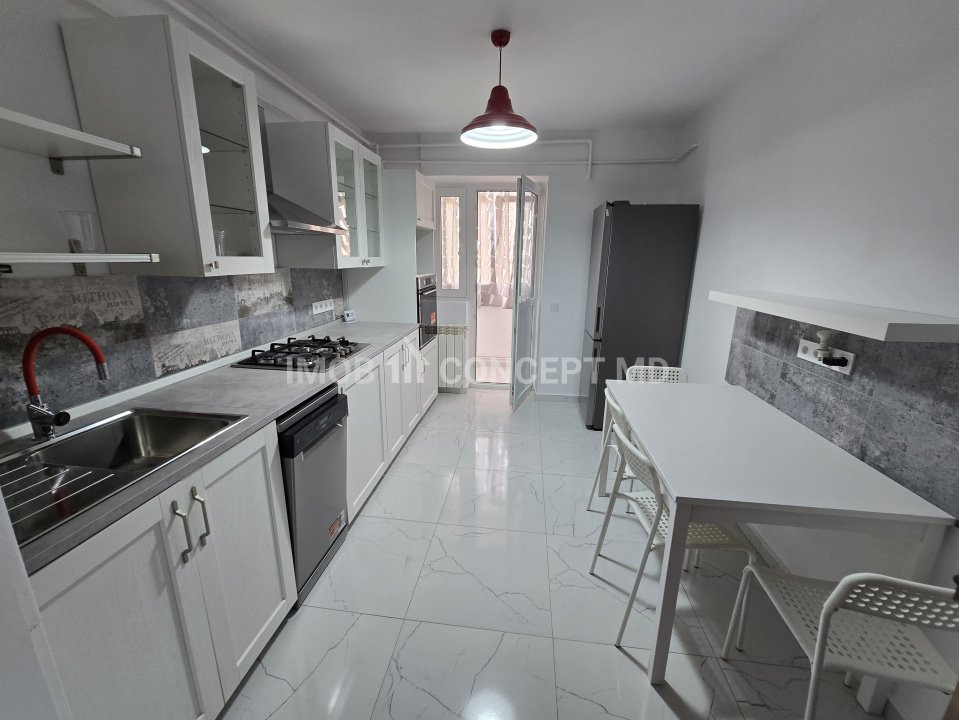 INCHIRIERE APARTAMENT 2 CAM RENOVAT IN ZONA 8 MARTIE-REPUBLICII