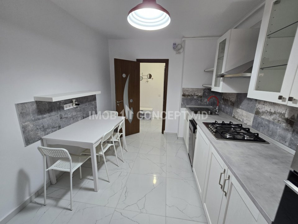 INCHIRIERE APARTAMENT 2 CAM RENOVAT IN ZONA 8 MARTIE-REPUBLICII
