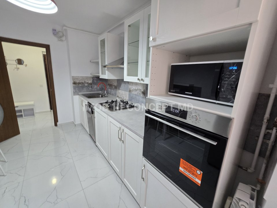 INCHIRIERE APARTAMENT 2 CAM RENOVAT IN ZONA 8 MARTIE-REPUBLICII