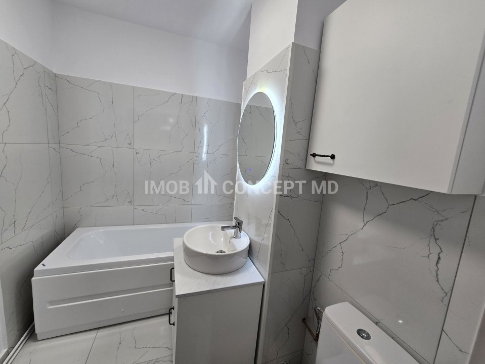 INCHIRIERE APARTAMENT 2 CAM RENOVAT IN ZONA 8 MARTIE-REPUBLICII