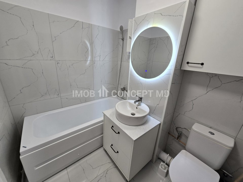 INCHIRIERE APARTAMENT 2 CAM RENOVAT IN ZONA 8 MARTIE-REPUBLICII
