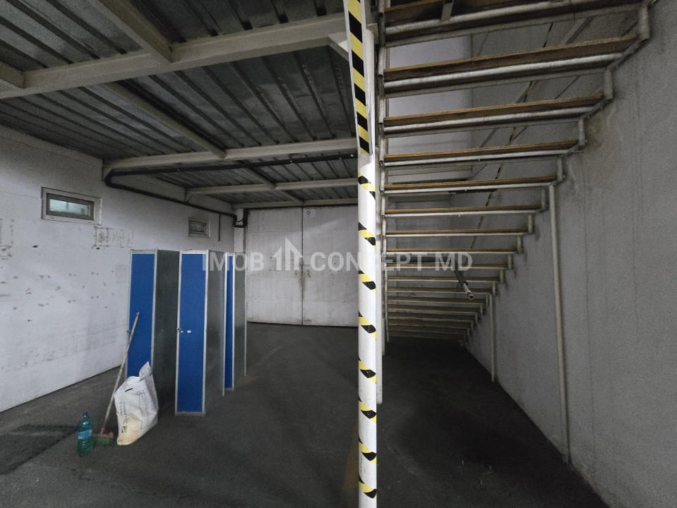 Inchiriere  Hala industriala 2500 mp, birouri 400 mp, teren 6477mp zona Xenia 